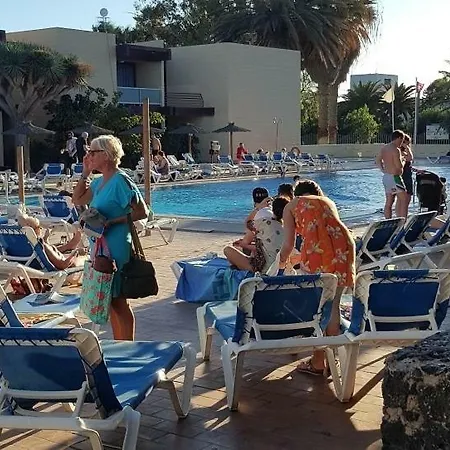 Geminis Pdp 462 Near Pool